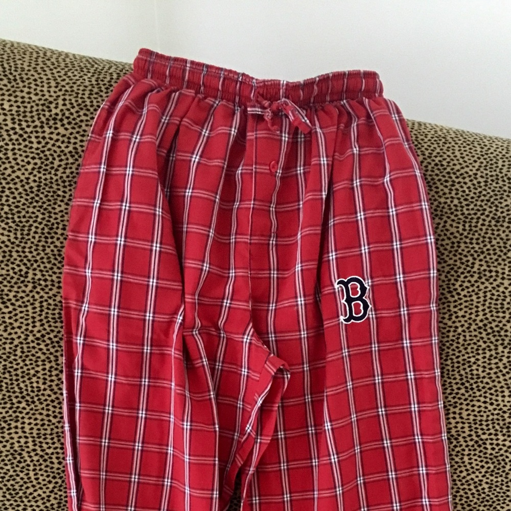 Men’s pajama bottoms